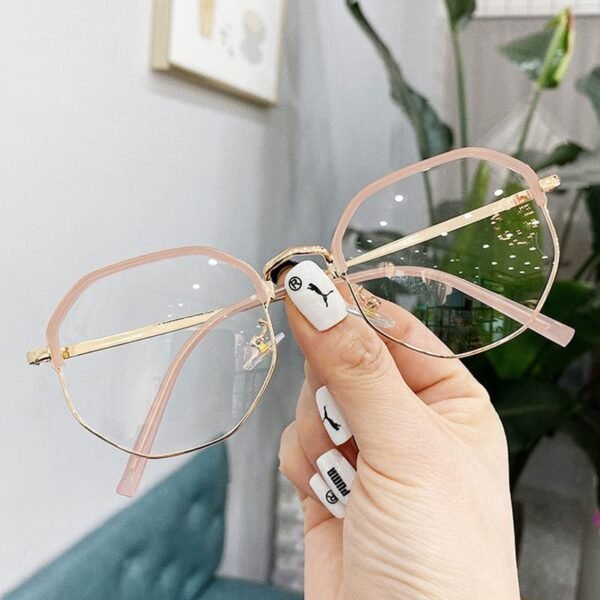 Anti-Blue Light Myopia Glasses with Flat Mirror Finish